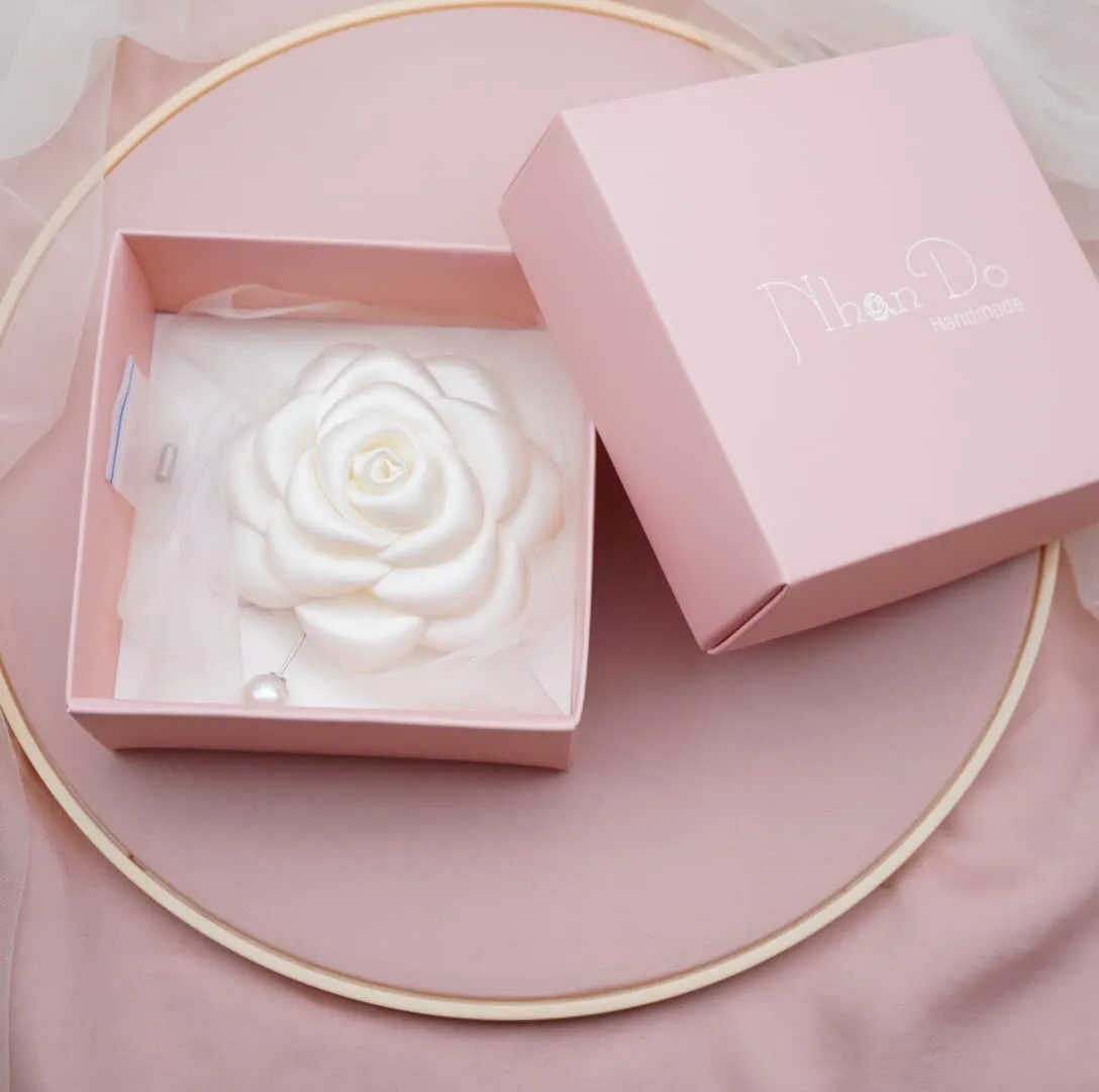 8.5 CENTIMETER Silk Rose Flower Pin Brooch By NhanDo Handmade  COLOURFUL Floral Brooch Pin, Handmade Gift Ideas, Gift for her, Gift For Mom, Bridesmaid gift, valentines day gifts (OFF-WHITE)