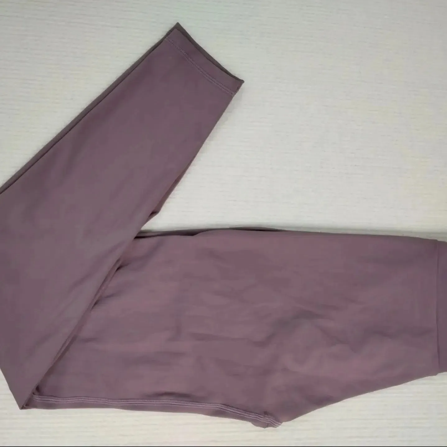Athletic Fitness Sports Gym Workout Yoga Pants V Back Scrunch Butt Leggings
