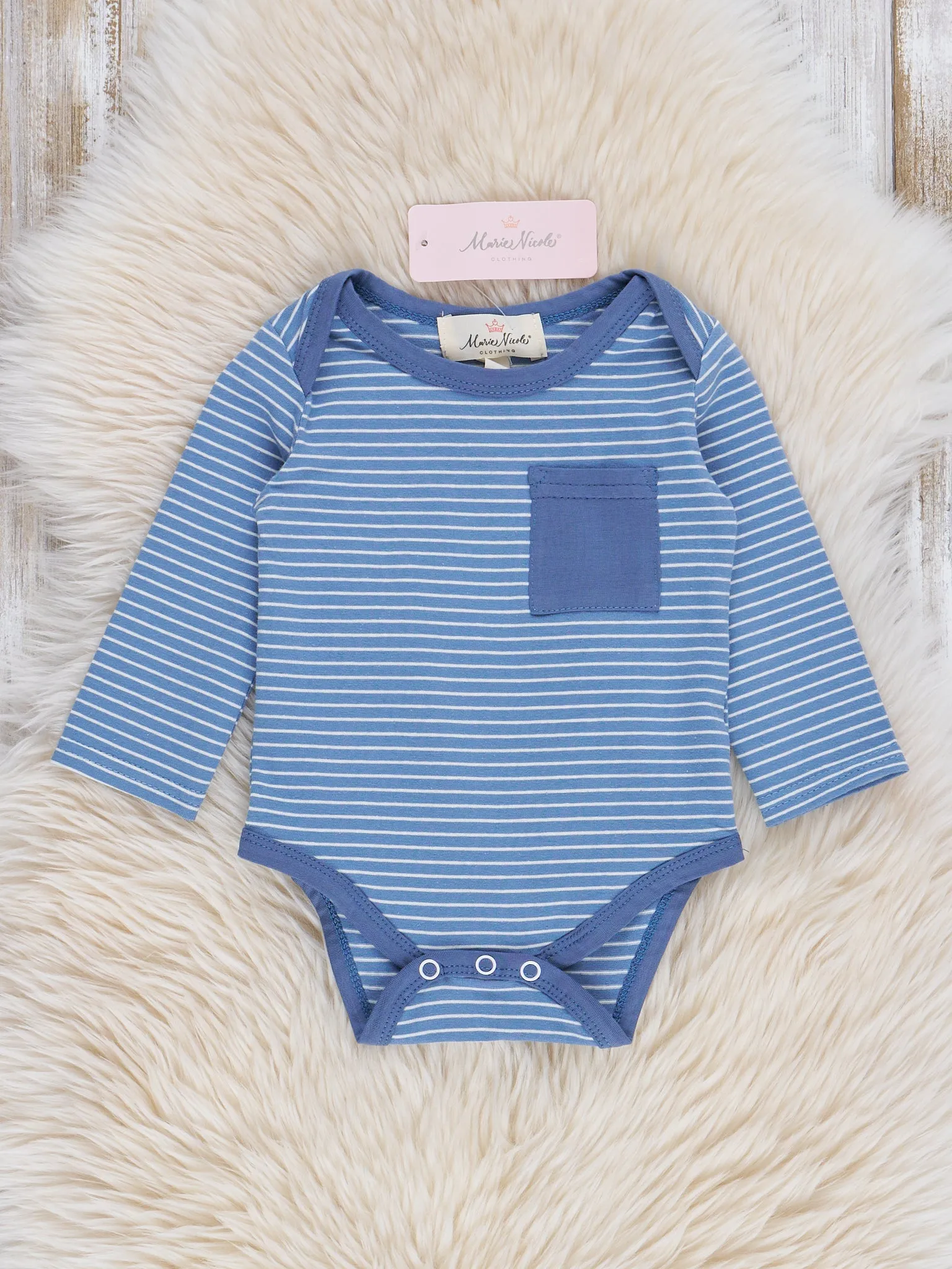 Blue Striped Joggers Outfit