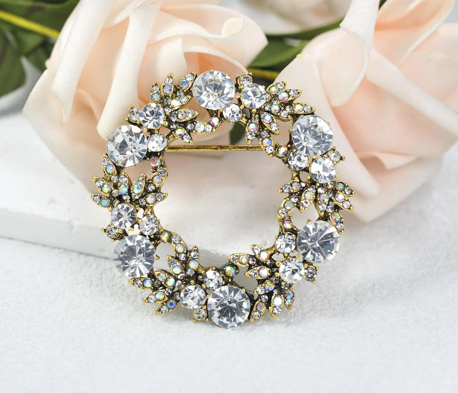 Gyn&Joy Womens Crystal Rhinestone Flower Wreath Wedding Holiday Fashion Jewelry Brooch Pin