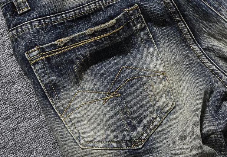 Men's Vintage Retro Style Slim Fit Distressed Jeans