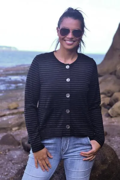 MERINO CRESCENT HEM CARDIGAN WITH POCKETS LONG SLEEVES ROUND NECK STRIPE BLACK/G
