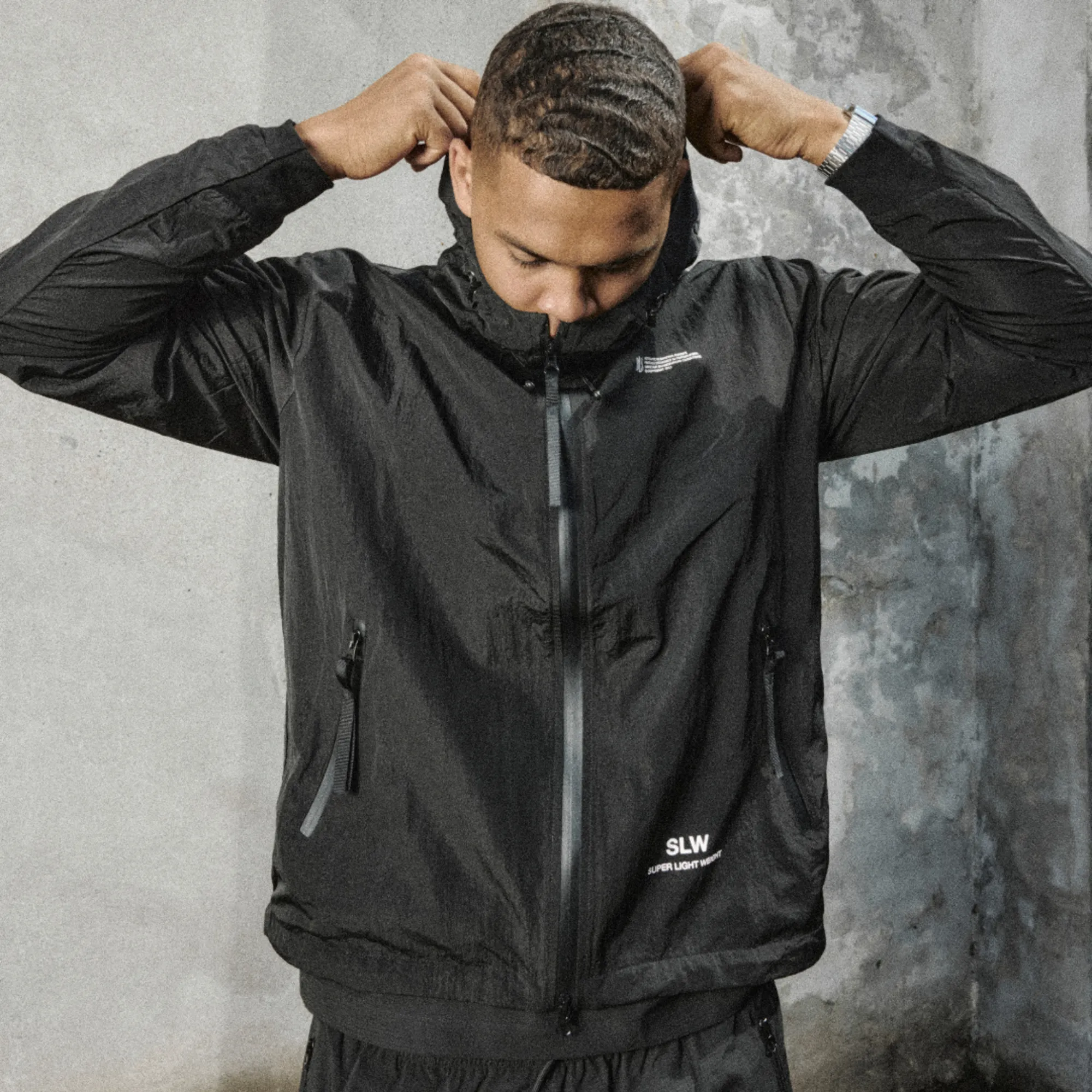 Olympus Crisp Windbreaker - Black