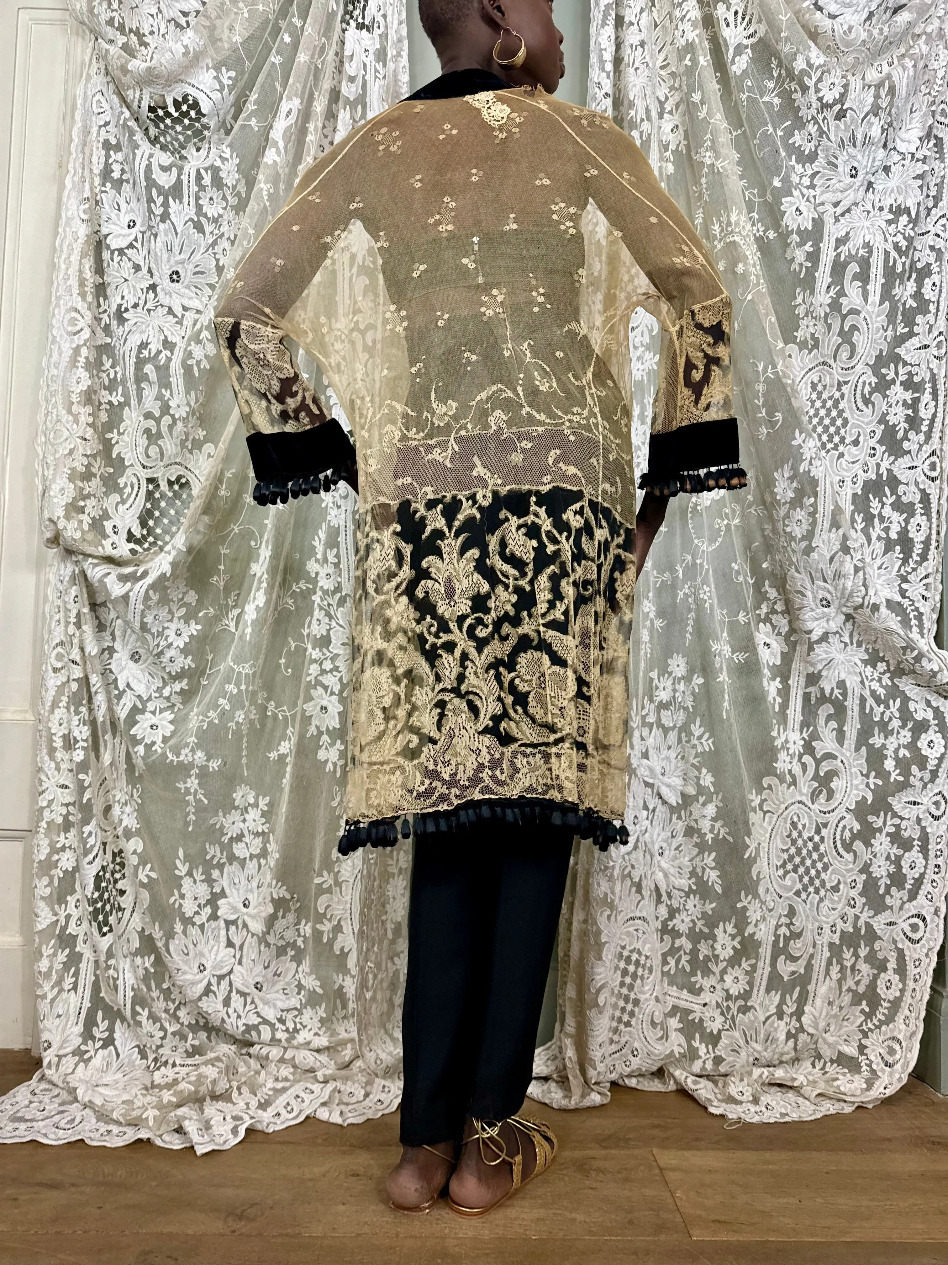 Portia, 30s cream and black fine lace coat